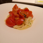 ビンゴ - フルーツトマトの冷製カペリーニ