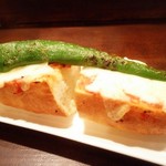 ラ フェーデ - 甘唐辛子のガーリックピザトースト