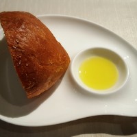 サンタ・マリア・ノヴェッラ・ティサネリーア 京都店 - 自家製フォカッチャ