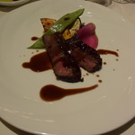 青山 エリュシオンハウス - メイン②：黒毛和牛サーロインのビステッカ赤ワインソース