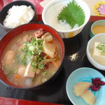 にしき - イノシシ汁定食
