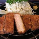 とんかつ ふじ - 肉厚ロースかつ
