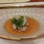 先付①　たことおくらの酢の物