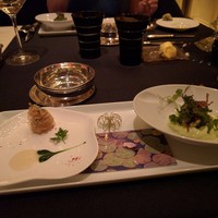 ガストロノミー ジョエル・ロブション - グルヌイユ 股肉・カダイフ / インゲン 軽いムース仕上げ