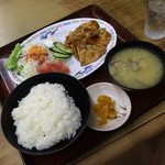 えびつラーメン - しょうが焼き定食