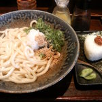 こと平 - 酢醤油うどん・おにぎり