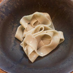 ら すとらあだ - 平打ち蕎麦