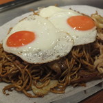 無添加焼きそば BARチェローナ - 卵トッピング！！