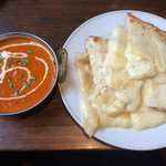 ビニタ - チーズナン ¥500
      キーマカレー ¥500