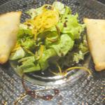 トラットリア ダイ パエサーニ - ナスとアンチョビのパンセロッティ（ハーフ）　￥600