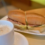 ドトールコーヒーショップ - 料理写真:生ハム・ボンレスハム・ボローニャソーセージ✨