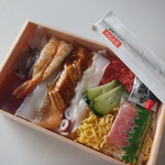 大起水産回転寿司 - 海鮮ちらしすし：持ち帰り