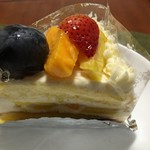 ヤオイソ - フルーツケーキ