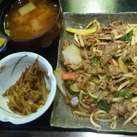 松永牧場 銀座本店 - 焼肉定食　税込９００円