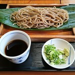 そば処 石畳むら - ざるそば 650円
とてもコシのある美味しい蕎麦でした
めんつゆも私好み(*^^*)