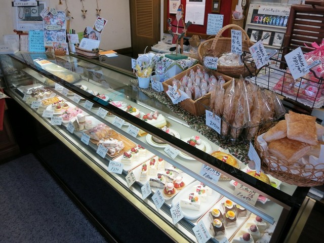 Seiyo Kashi Kobo Dessert House Budou no Mi photo 4