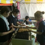 馬事公苑 売店 - ･･･すぐ買えると思ったら１時間も並びました。（2016★区民まつり）