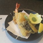 Kinsaikan - 海老、イカ、茄子、なた豆、南瓜などの天ぷら