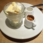 スガハラ - セミフレッド（アフォガート）（グラッパ + エスプレッソ）