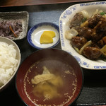 一点公 - 酢豚定食＝８４０円