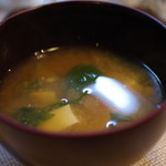 舟勝 - 豆腐と三つ葉の味噌汁