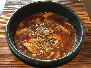 中国日隆園 - 最後までとても熱々麻婆豆腐です！麻婆豆腐680円です。