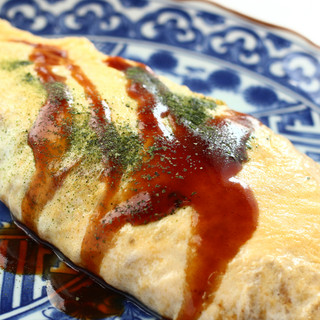 Yakisoba (stir-fried noodles) omelette