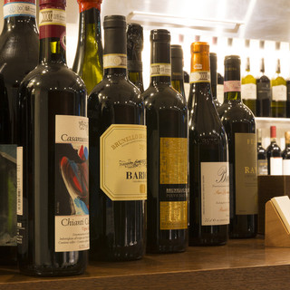 Drink all the Italian wine! In addition to a wide selection of products, we also offer pairings.