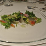 リストランテ カノフィーロ - ヒラメのカルパッチョ　水ナスとボッタルガ