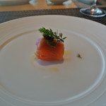 フラテッロ・ディ・ミクニ - 上川産ニジマスとお米のサラダ