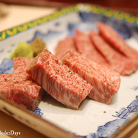 西麻布けんしろう - 「宮崎牛シンシンのステーキ」と「神のハラミ」