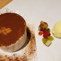 おもてなしとりよし 西新宿店 - 自家製ティラミス(735円）