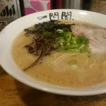 一閃閣 - 長浜ラーメン@700円