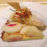 デリス - 桃のタルト＆キャラメルバナナタルト