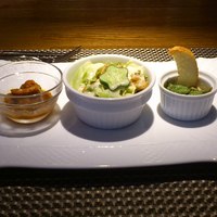 ラトリエ・ル・マ - シーザーサラダとミル貝の香草バターとヤリイカのトマト煮