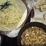 五味八珍 - 餃子と濃厚つけ麺セット