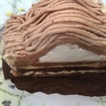 パティスリー ザキ - 職場でいただいたモンブラン♪下に敷かれているパイがサクサクでクリームもｳﾏｳﾏ♡