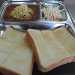 印度家庭料理 レカ - ミサル・パウ