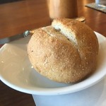 トラットリア イル モンド - 自家製全粒粉のパン