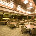 レストランCHIDORI - 広くて綺麗なメインホール