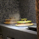 富小路 やま岸 - おくどさんは中川作陶
      