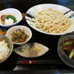 ががちゃ屋 - 2016.05.26　本日のどんどんセット
      いわしのハンバーグとぜんまいとふきの炒め煮