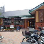 コメダ珈琲店 - お店の入口