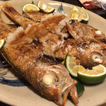 味あら井 - ノドグロ三匹丸焼き