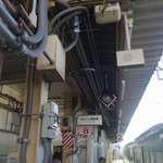 たま木亭 - 電車から降りた後はスルッと駅ホームを歩いて進み