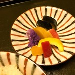 つる幸 - 香の物。