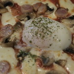 Pizzeria & cafe ORSO - 半熟卵