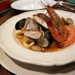 ジャジューカ - 魚介のクスクス