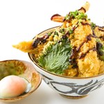 名古屋みそだれ地物天丼1260円など