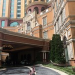 Four Seasons Hotel - 